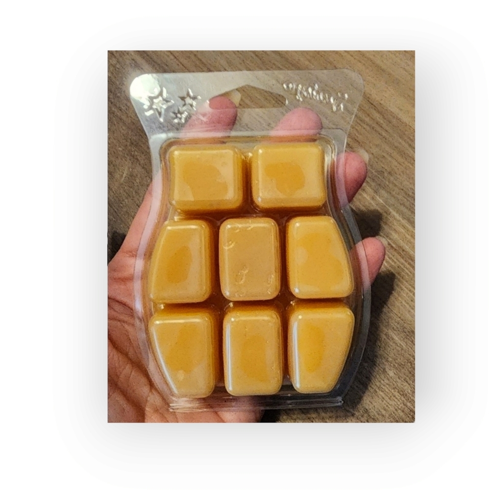 Scentsy cinnamon vanilla bar, new. Free shipping - Picture 3 of 4